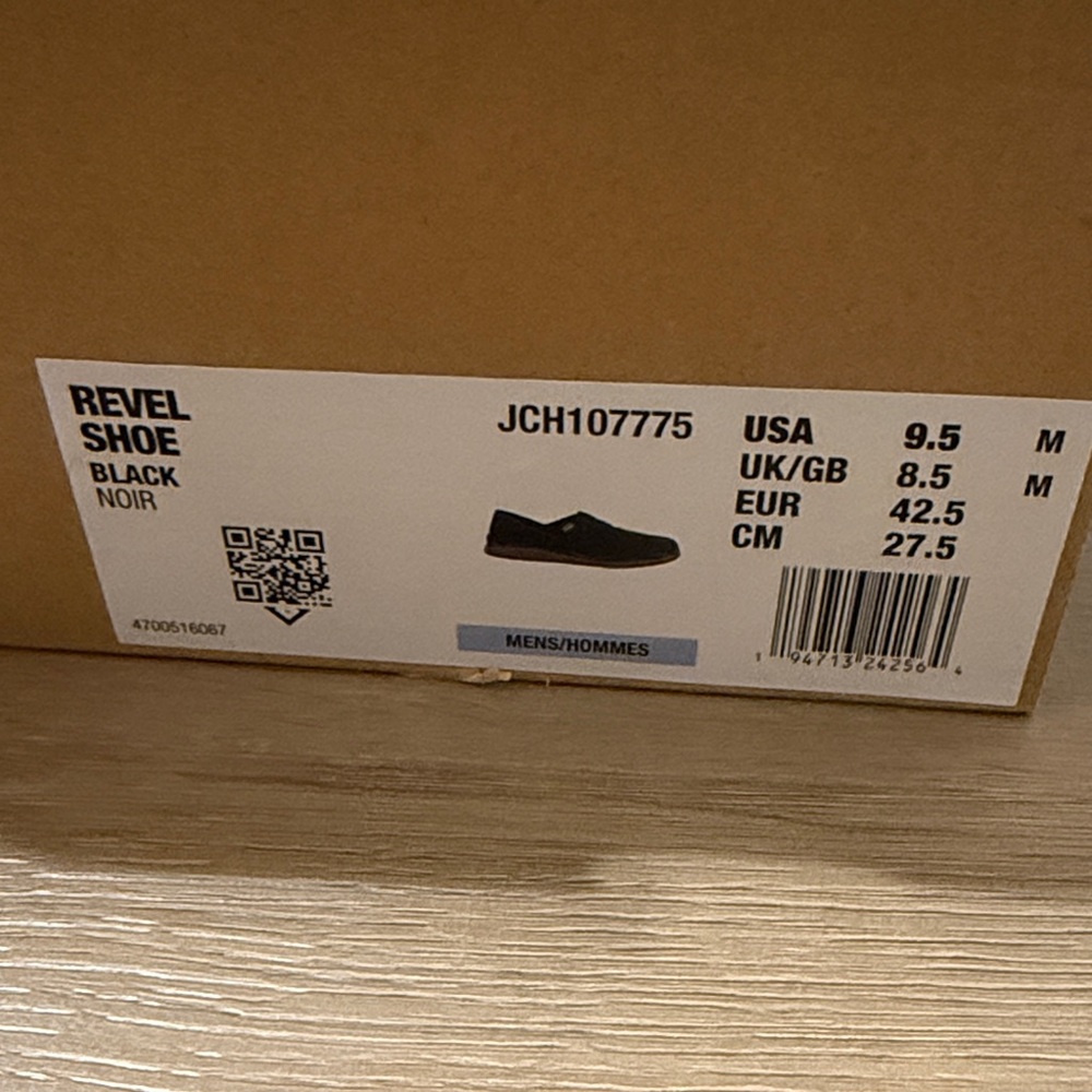 New Chaco Revel Men's Black Shoes, Size 9.5, Bottom Box Included - Picture 2 of 9